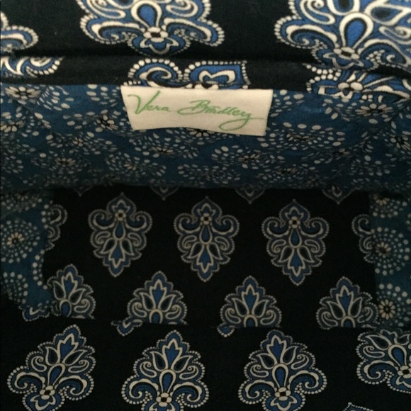 NWOT Vera Bradley Calypso Quilted Bucket Bag - Picture 3 of 4